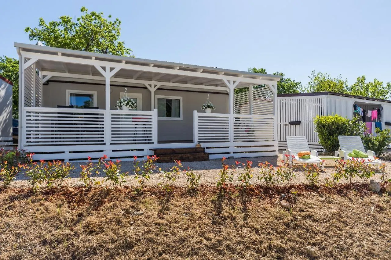 Holiday park Zelena Laguna Mobile Homes Mugeba
