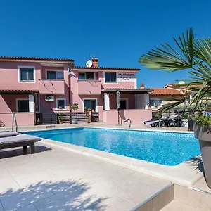 https://apartments-anita.pula-hotels.org