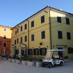 Phasiana Hotell