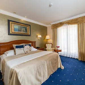 **** Hotell Niko Kroatien