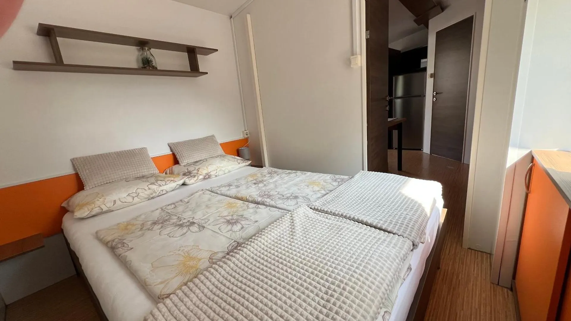 Ferienpark Zelena Laguna Mobile Homes Mugeba