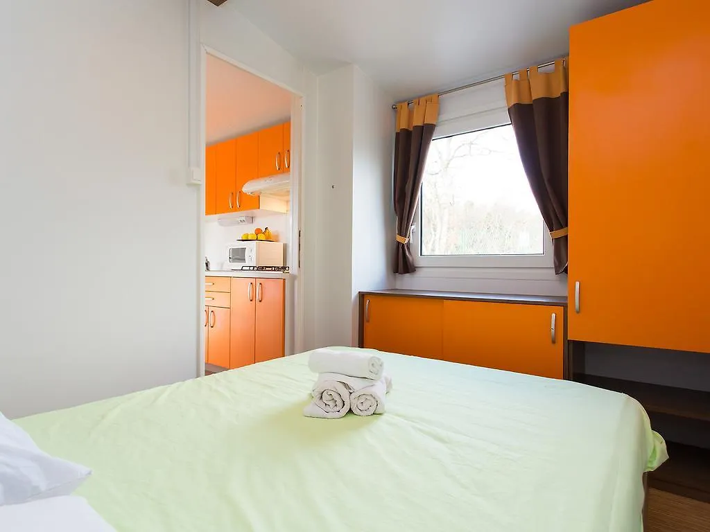Zelena Laguna Mobile Homes Mugeba 4*,